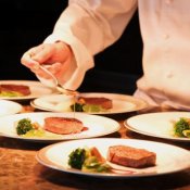 \料理重視の方へ/ゲストへのおもてなし~ズワイ蟹・牛フィレ絶品フルコース試食会~