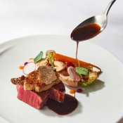 《お料理重視◎》特選牛×トリュフ5品フルコース試食&130万特典