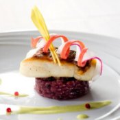【自然光と緑あふれる貸切邸宅】神戸美食×贅沢W体験の詳細を見る