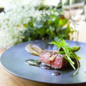 【20大特典付き!】ガーデン付貸切ヴィラ×4万黒毛和牛試食