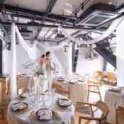 【連休13大特典×ドレス優待】20名94万〜貸切◆和牛イセエビ試食×少人数相談会