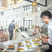 【お正月特典】出来立てを愉しむライブキッチン試食＆本格模擬挙式の詳細を見る