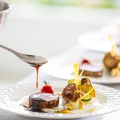【水曜限定・料理重視】牛フィレ3万試食×6会場見学×特典付