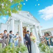 【金曜限定】感動チャペル＊ガーデン付貸切邸宅W＊3万試食＊演出の詳細を見る