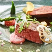 【専属プランナーがご案内】ハナユメ限定*森の邸宅貸切×フォアグラ&和牛試食付き