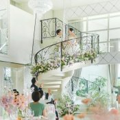 駅スグ★憧れ大階段＆おもてなしパーティでホメられ花嫁に変身！の詳細を見る