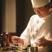 残▲【おもてなし重視へ】銀座のシェフが贈る＊黒毛和牛×甘鯛付き2万円フレンチ試食の詳細を見る