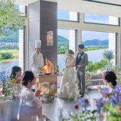 週末BIG【ギフト6.5万&125万優待】天空チャペル&8品試食&ドレス