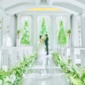 【ハナユメ限定】＼祝日限定／貸切邸宅×プレ花嫁体験《ドレス優待＆豪華試食付》の詳細を見る