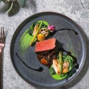 ＼料理重視の方◎／神戸牛試食*料理ランクUP特典付×チャペル挙式体験フェア