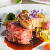 ★直前予約OK〈ミシュラン料理×安心見積×駅近リゾート×ドレス〉