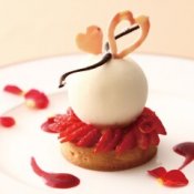 限定3組【お料理重視】パティシエ特製デザート試食×140万特典の詳細を見る