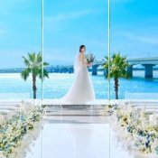 ＼挙式料0円＆ギフト券1万／緑溢れる貸切ガーデン×絶景挙式★8品コース試食付