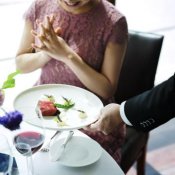 おもてなし料理を徹底比較◆シェフこだわりの黒毛和牛コース試食