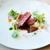 【水曜BIG】贅沢ホテルランチ体験&招待券付*平日限定BIG特典