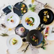 Amazon1万円【コスパ◎新春164万特典】黒毛和牛試食×ドレス試着の詳細を見る