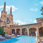 【水曜限定】22周年記念22大特典付!全館見学*ステンドグラス彩る大聖堂×相談会