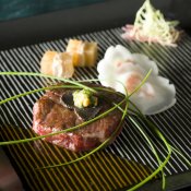 日本庭園を見ながら駿河湾の海の幸や牛フィレ肉、鰻ご飯のコースを無料で試食！