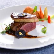 【料理重視の方へ】黒毛和牛&ずわい蟹3.5万試食×自然光チャペル体験