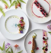 人気フェア【20名様45万円】豪華試食付*感動チャペル体験