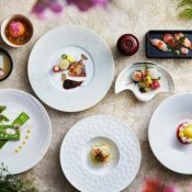 組数限定【先輩花嫁おすすめ】贅沢4品試食×和洋選べる挙式体験
