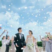 《予算重視》25年6.7.8月結婚式限定！最大77万円分特典★の詳細を見る