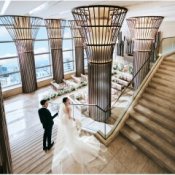 ハナユメ限定《美景×美音×美食*東京唯一の階段入場チャペル》和牛4万試食