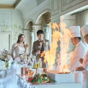 月BIG【贅沢おもてなし体験】フランベ演出×豪華試食＊挙式体験◆最大180万優待の詳細を見る