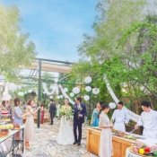 【イイ夫婦の日SPECIALフェア】本格大聖堂×駅近貸切×豪華4万相当の試食体験