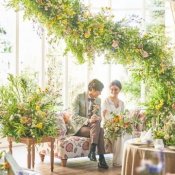 【PREMIUM＊Xmasフェア】大聖堂×煌めくステンドグラス×ガーデンの詳細を見る