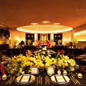 【ギフト券1万×映画ペア券付】4万円贅沢試食フェアの詳細を見る