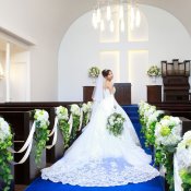 ＼ドレス試着で花嫁気分／総額50万円衣裳特典＆2万円無料試食