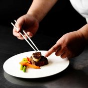 【少人数限定】最短３カ月準備OK！体験型1step相談会の詳細を見る