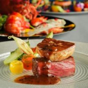 【料理重視】1万Amazon券◎霜降特選牛×天然真鯛*5万コース試食の詳細を見る