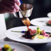 GW限定【2万ギフト＆140万特典】緑溢れるレストラン邸宅美食体験