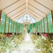 お盆Fair★6万ギフト＆ハナユメ優待！最大150万優待*貸切邸宅×森のチャペルの詳細を見る