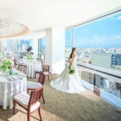 【五感で味わうフルコース】地上100Mの絶景×上質おもてなしWの詳細を見る
