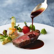 【3連休BIG×来館特典7万円ギフト】豪華無料試食×憧れドレス