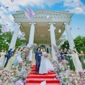 月1【ドレス選び放題】150万特典*憧れ大階段＆試着×試食ALL体験