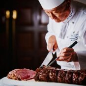 【月2限定|人気No.1】トリュフ香る国産牛ほか7品コース無料試食*2泊3日