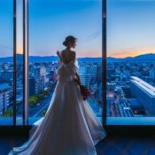 ドレスこだわり派に*成約でカラー・ライン分析!*7品コース招待券*チャペル半額も