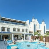 【平日限定】50名/215万円で叶える◆贅沢貸切ウェディング