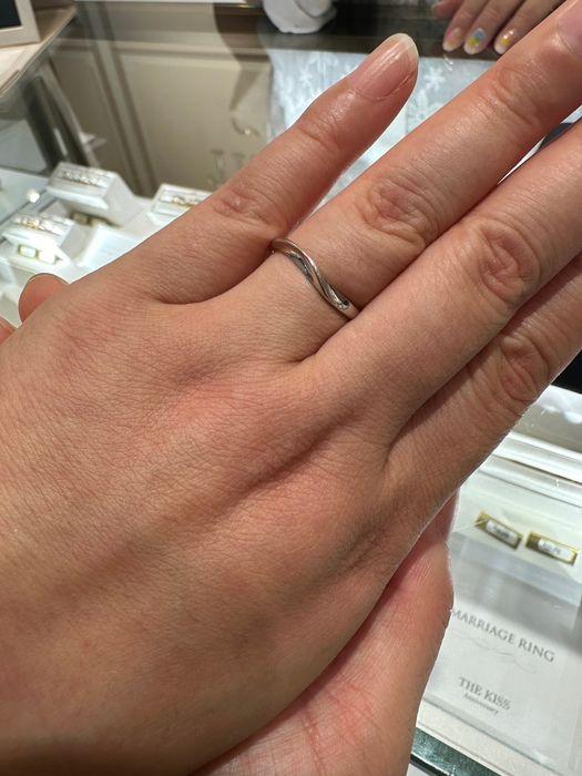 お気に入りの指輪を試着