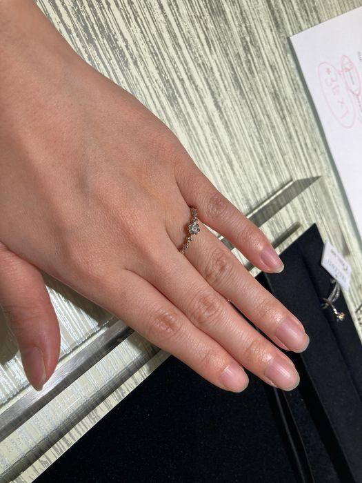 フローラ　ガーランドデザインの婚約指輪